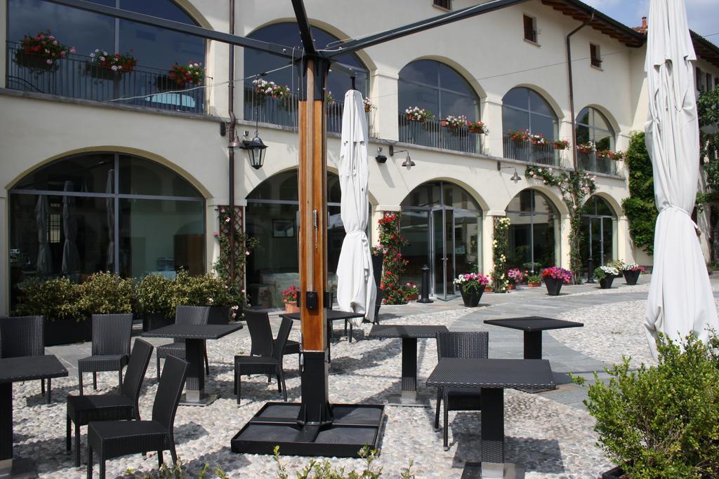 Hotel Cascina Canova Uggiate-Trevano Екстериор снимка
